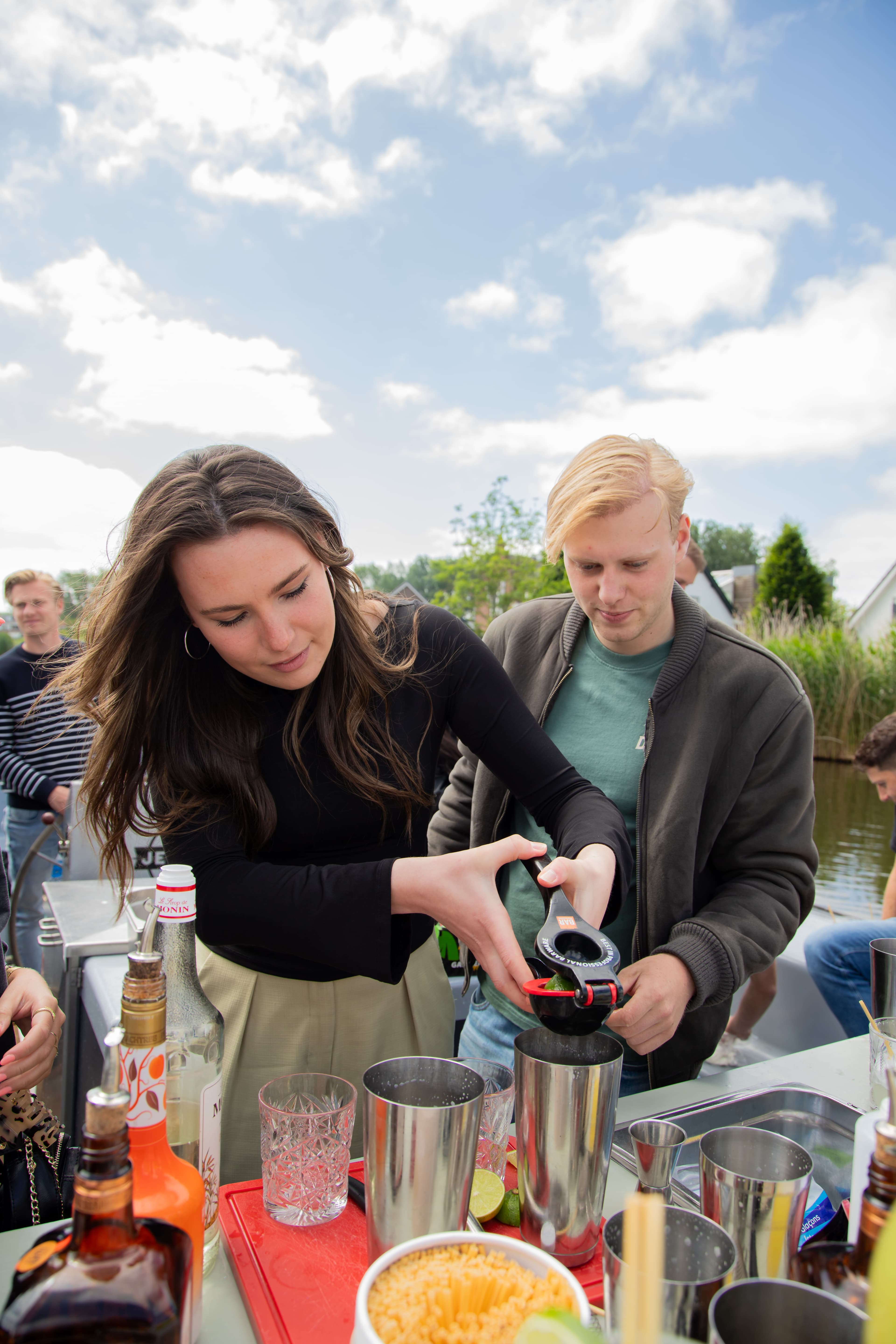 Cocktailworkshop aan boord - Foto 9